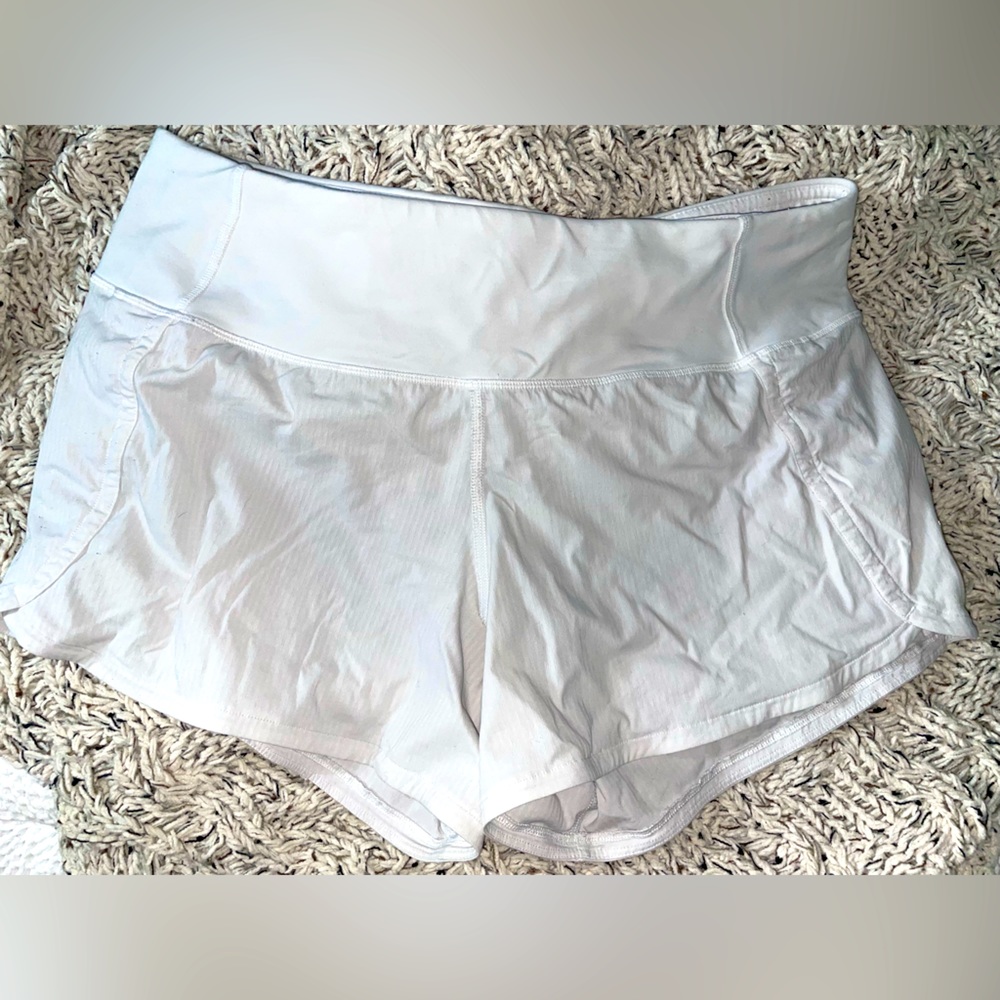 White lulu size 6 speed up 2.5 inch